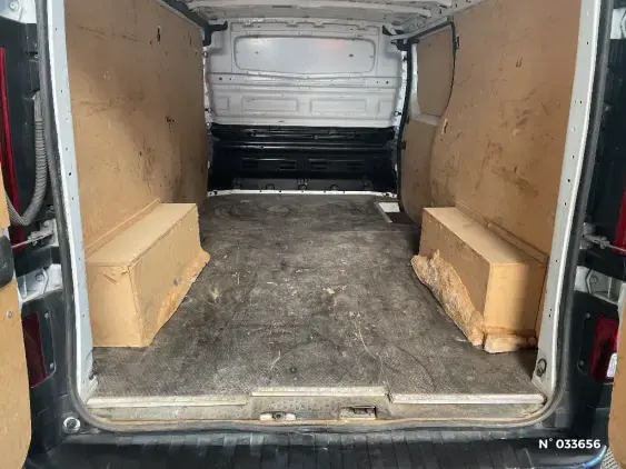 RENAULT TRAFIC III - voiture d'occasion - Photo 7