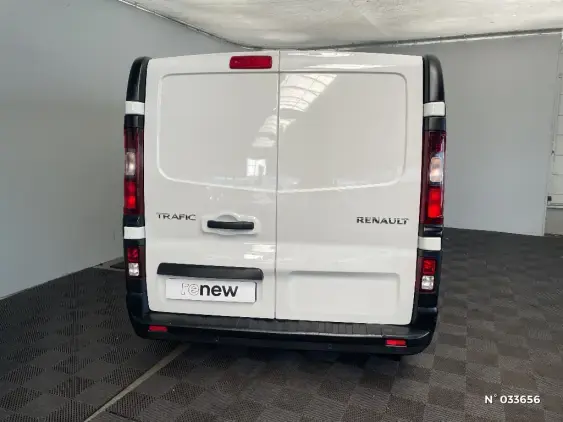 RENAULT TRAFIC III - voiture d'occasion - Photo 6