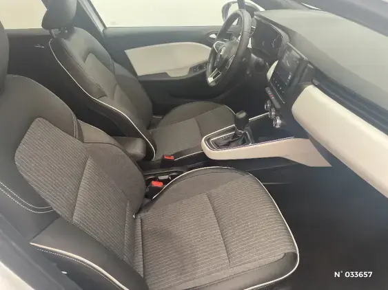 RENAULT CLIO V - voiture d'occasion - Photo 10