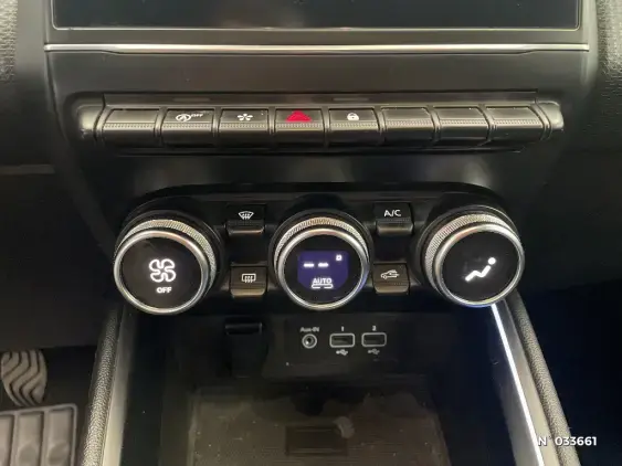 RENAULT CLIO V - voiture d'occasion - Photo 34