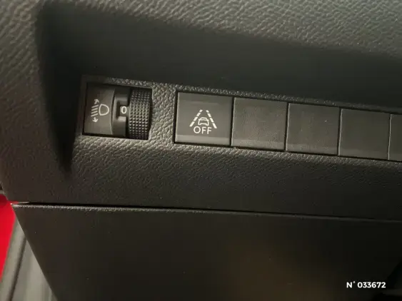 PEUGEOT 208 ELECTRIQUE II - voiture d'occasion - Photo 12