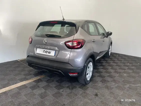 RENAULT CAPTUR - voiture d'occasion - Photo 4