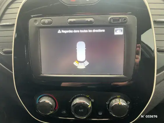 RENAULT CAPTUR - voiture d'occasion - Photo 14