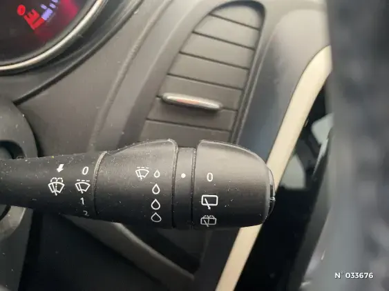 RENAULT CAPTUR - voiture d'occasion - Photo 29