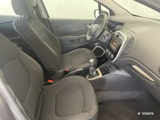 RENAULT CAPTUR - voiture d'occasion - Photo 10