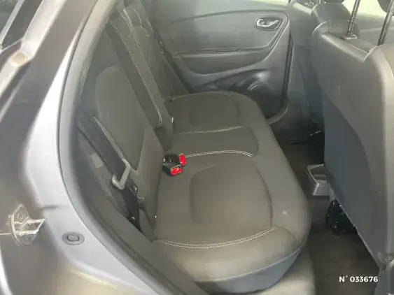 RENAULT CAPTUR - voiture d'occasion - Photo 11
