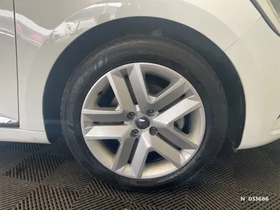 RENAULT CLIO V - voiture d'occasion - Photo 8