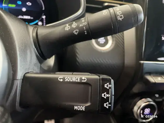 RENAULT CLIO V - voiture d'occasion - Photo 32