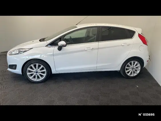 FORD FIESTA VI - voiture d'occasion - Photo 2