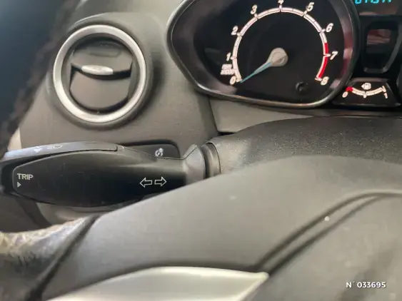 FORD FIESTA VI - voiture d'occasion - Photo 28