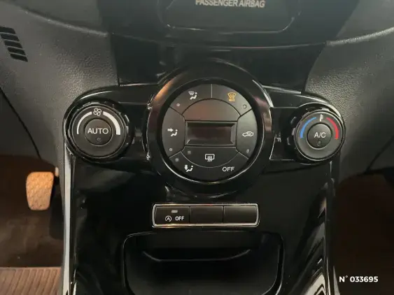 FORD FIESTA VI - voiture d'occasion - Photo 30