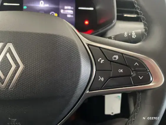 RENAULT CLIO V - voiture d'occasion - Photo 28