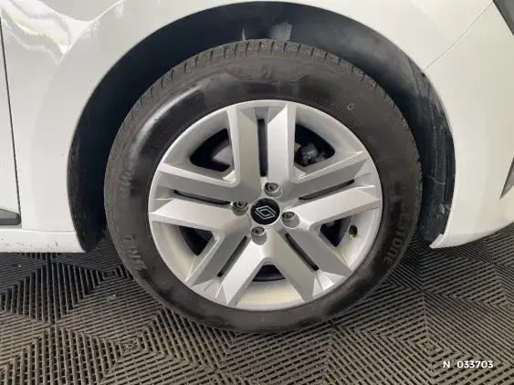 RENAULT CLIO V - voiture d'occasion - Photo 8