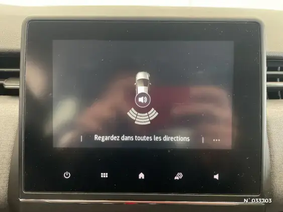 RENAULT CLIO V - voiture d'occasion - Photo 14