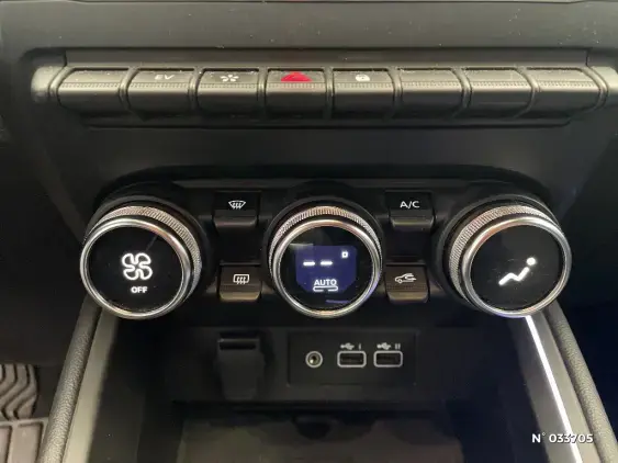 RENAULT CLIO V - voiture d'occasion - Photo 30