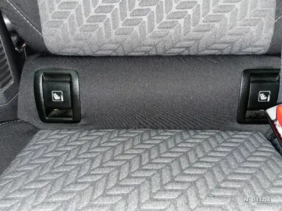 RENAULT CLIO V - voiture d'occasion - Photo 35