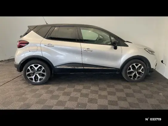 RENAULT CAPTUR - voiture d'occasion - Photo 5
