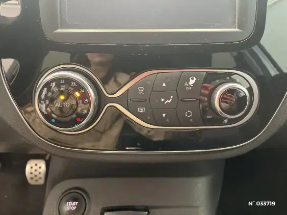 RENAULT CAPTUR - voiture d'occasion - Photo 29