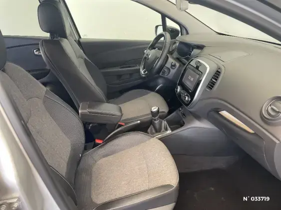 RENAULT CAPTUR - voiture d'occasion - Photo 10