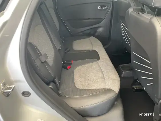 RENAULT CAPTUR - voiture d'occasion - Photo 11