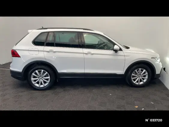VOLKSWAGEN TIGUAN II - voiture d'occasion - Photo 5