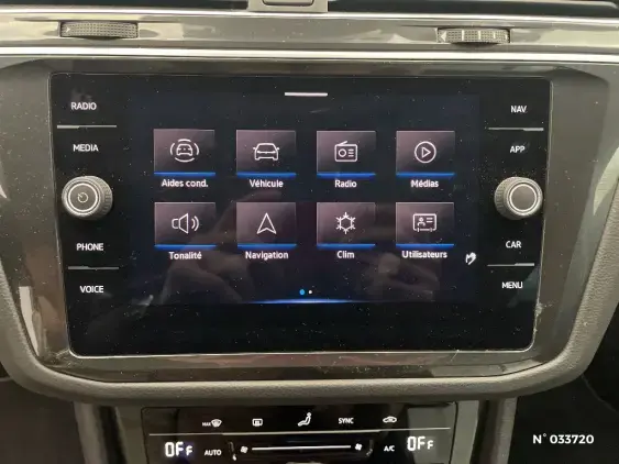 VOLKSWAGEN TIGUAN II - voiture d'occasion - Photo 13