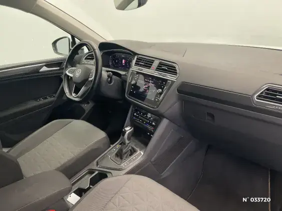 VOLKSWAGEN TIGUAN II - voiture d'occasion - Photo 10