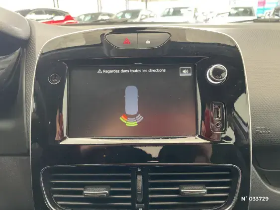 RENAULT CLIO IV - voiture d'occasion - Photo 14