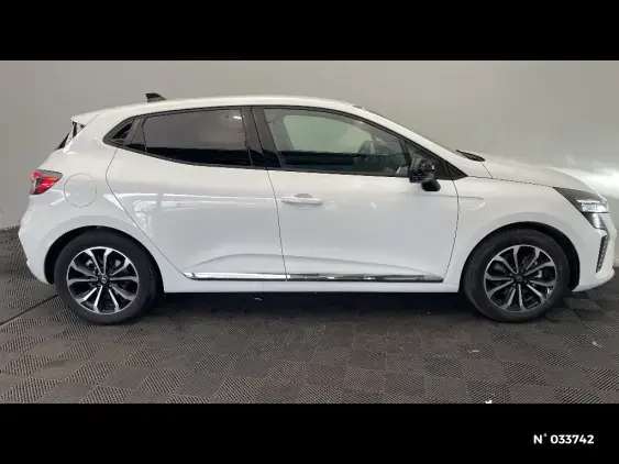 RENAULT CLIO V - voiture d'occasion - Photo 5