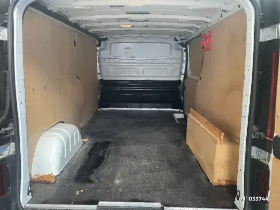 RENAULT TRAFIC FG III - voiture d'occasion - Photo 7