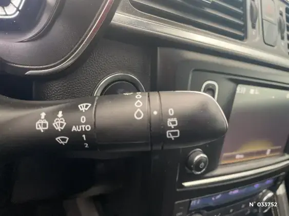 RENAULT KADJAR - voiture d'occasion - Photo 29
