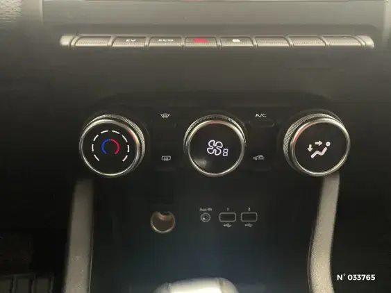 RENAULT CLIO V - voiture d'occasion - Photo 30