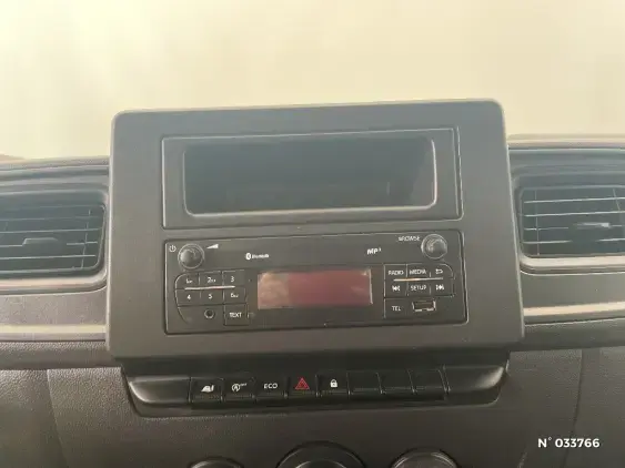 RENAULT MASTER III - voiture d'occasion - Photo 12