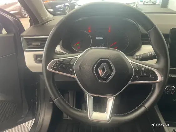 RENAULT CLIO V - voiture d'occasion - Photo 26