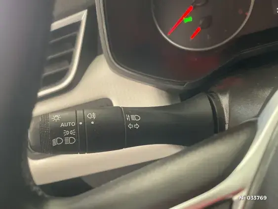 RENAULT CLIO V - voiture d'occasion - Photo 28