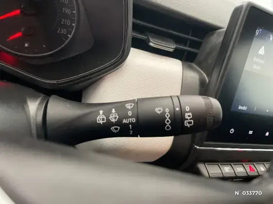 RENAULT CLIO V - voiture d'occasion - Photo 30