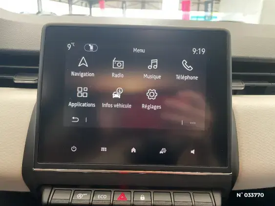 RENAULT CLIO V - voiture d'occasion - Photo 31