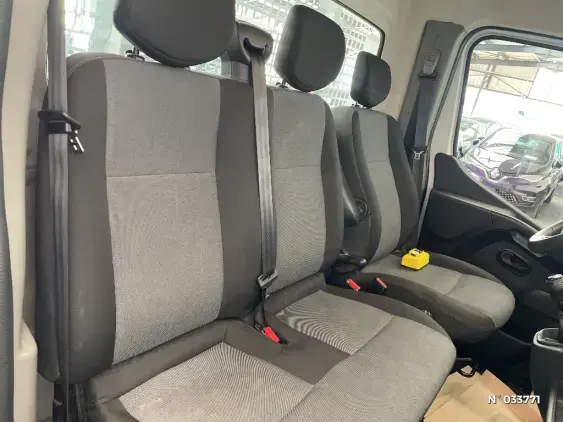 RENAULT MASTER III - voiture d'occasion - Photo 11