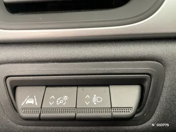 RENAULT CAPTUR II - voiture d'occasion - Photo 15