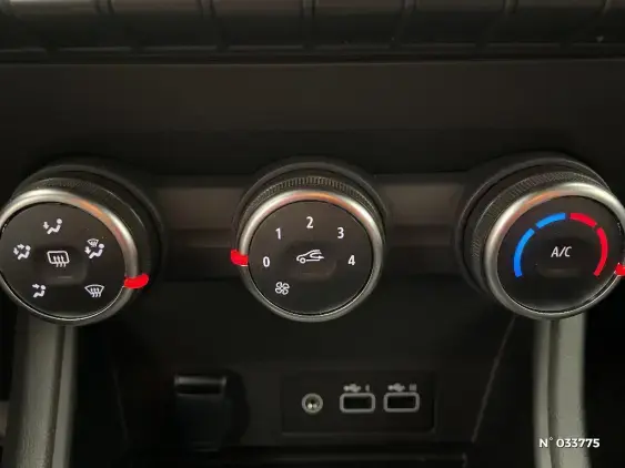 RENAULT CAPTUR II - voiture d'occasion - Photo 25