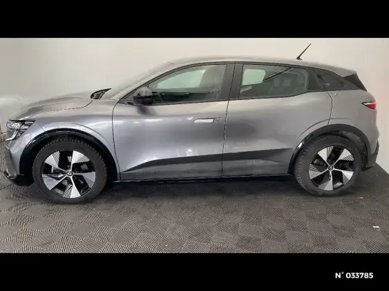 RENAULT MEGANE V - voiture d'occasion - Photo 2