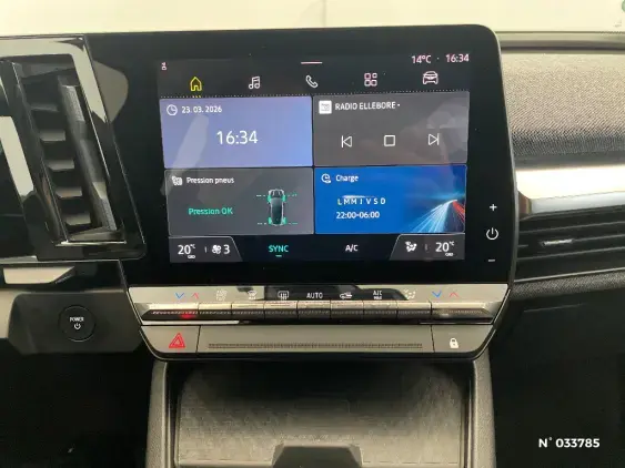 RENAULT MEGANE V - voiture d'occasion - Photo 13