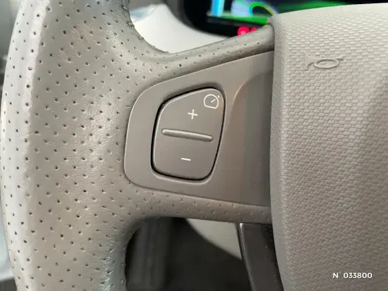 RENAULT ZOE - voiture d'occasion - Photo 31