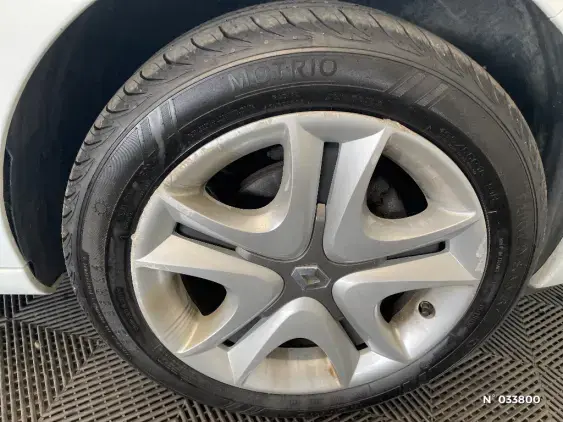 RENAULT ZOE - voiture d'occasion - Photo 24