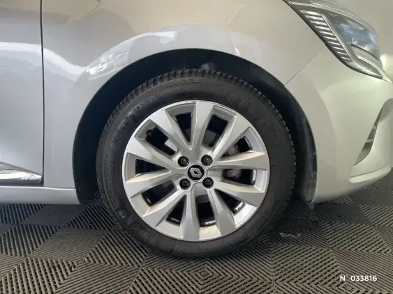 RENAULT CLIO V - voiture d'occasion - Photo 8