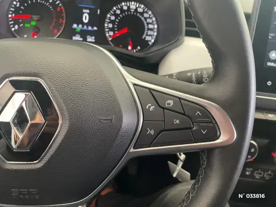 RENAULT CLIO V - voiture d'occasion - Photo 31