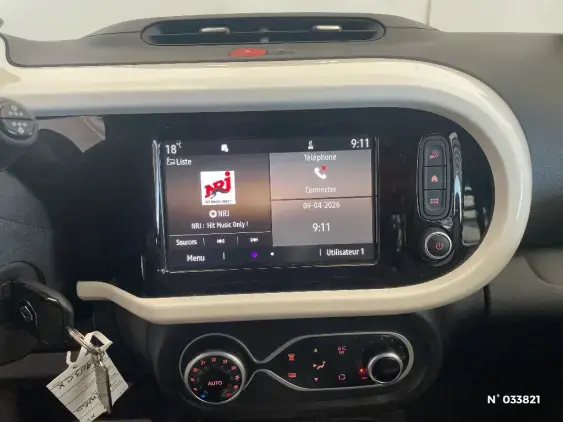 RENAULT TWINGO ELECTRIQUE III - voiture d'occasion - Photo 13