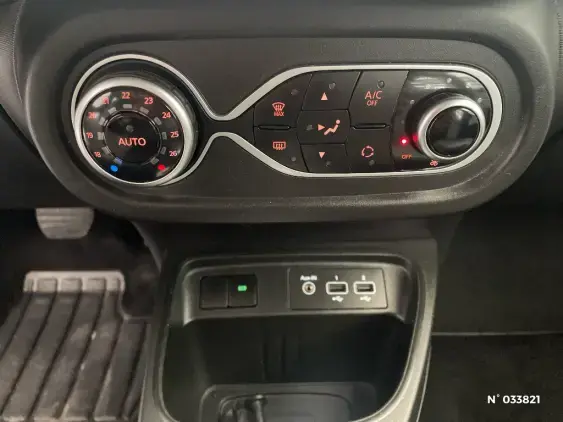 RENAULT TWINGO ELECTRIQUE III - voiture d'occasion - Photo 29