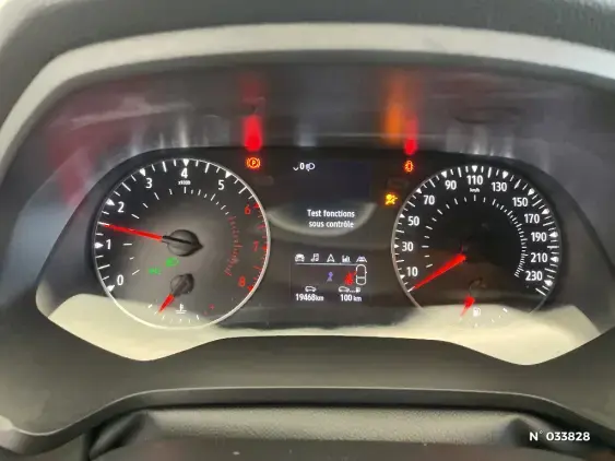 RENAULT CAPTUR II - voiture d'occasion - Photo 12