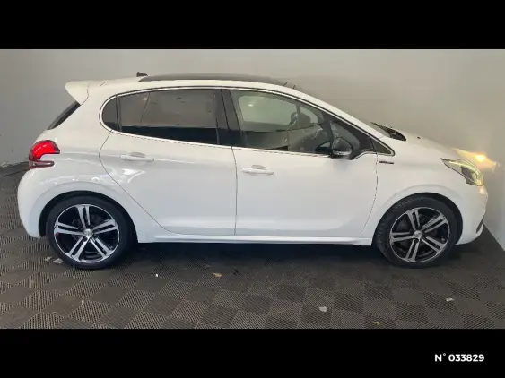 PEUGEOT 208 - voiture d'occasion - Photo 5